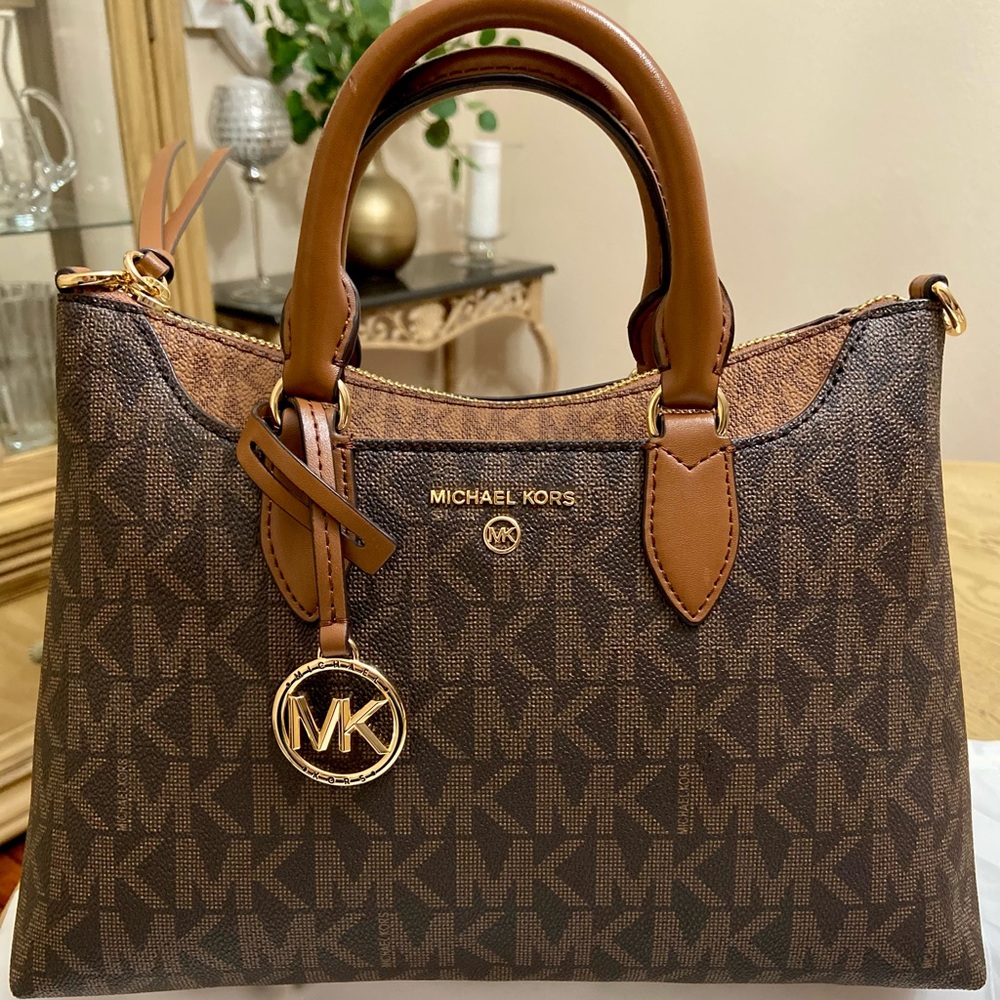 MICHAEL KORS Austen SM Brown Luggage Satchel